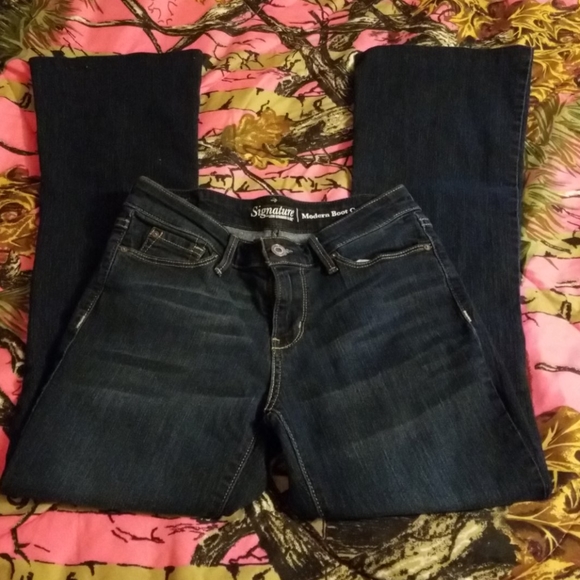 Jeans - Picture 2 of 6